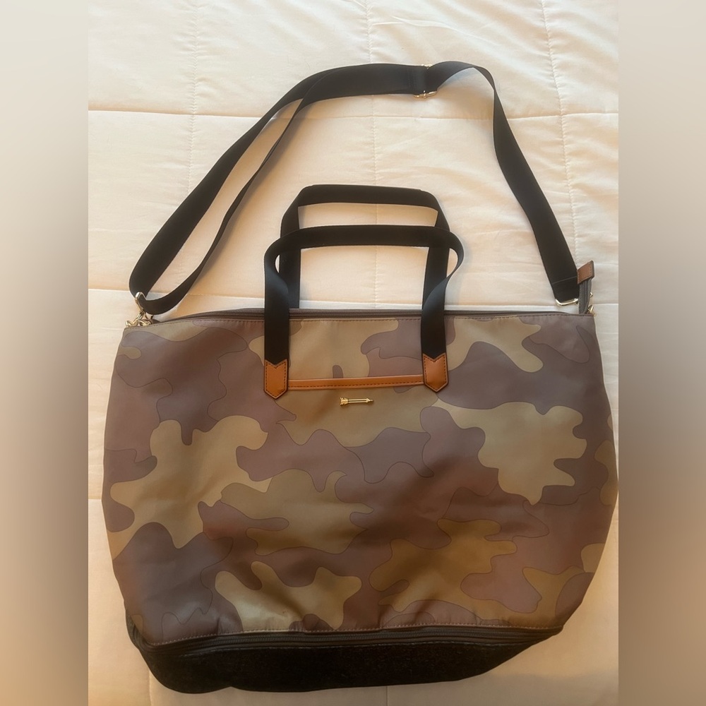 Stella & Dot NWOT Travel/Gym bag-OS